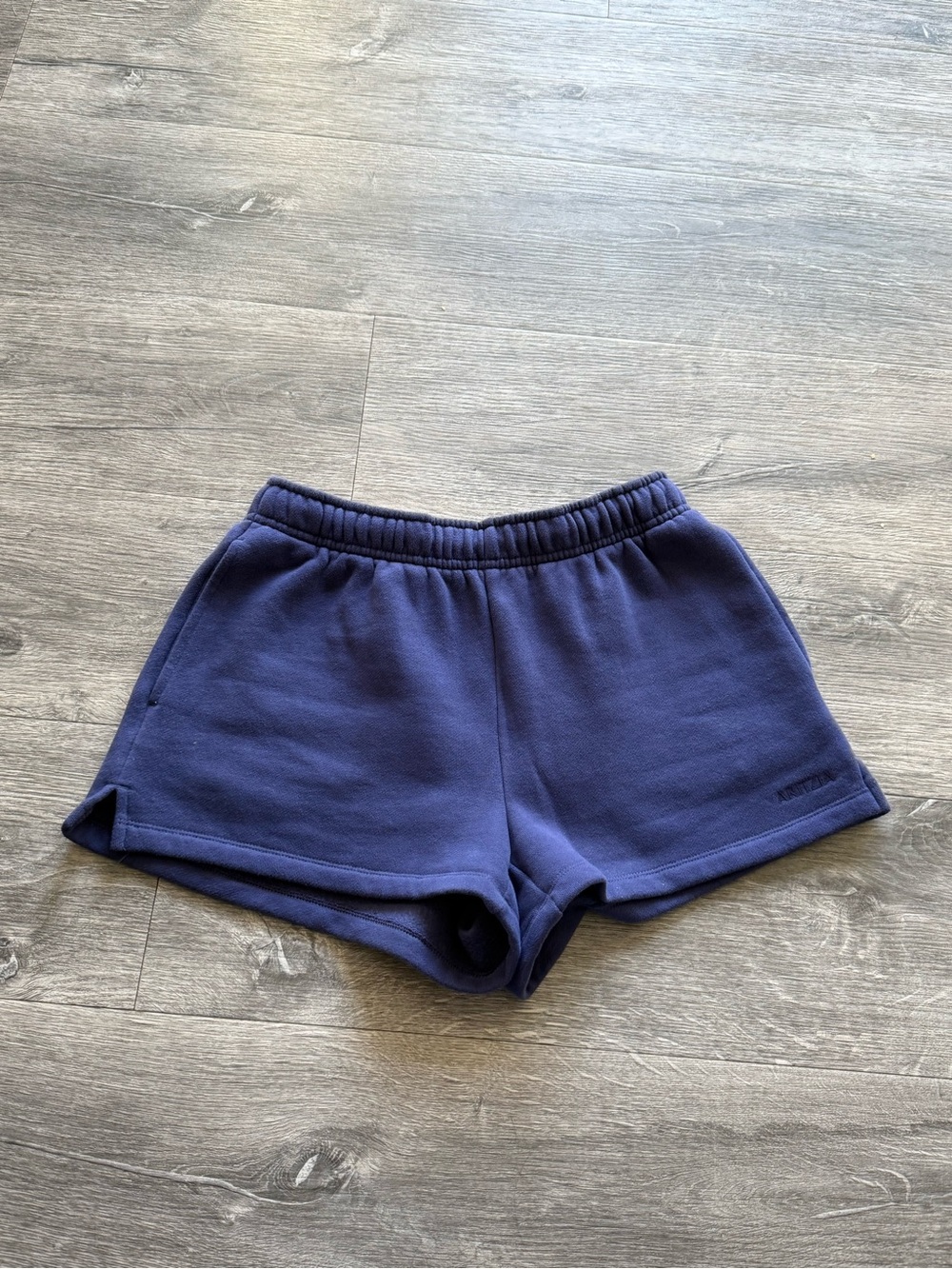 ARITZIA MEGA HI-RISE MINI SHORT